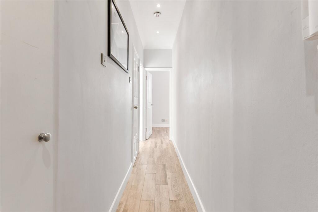 Apartment in London, Brompton - More