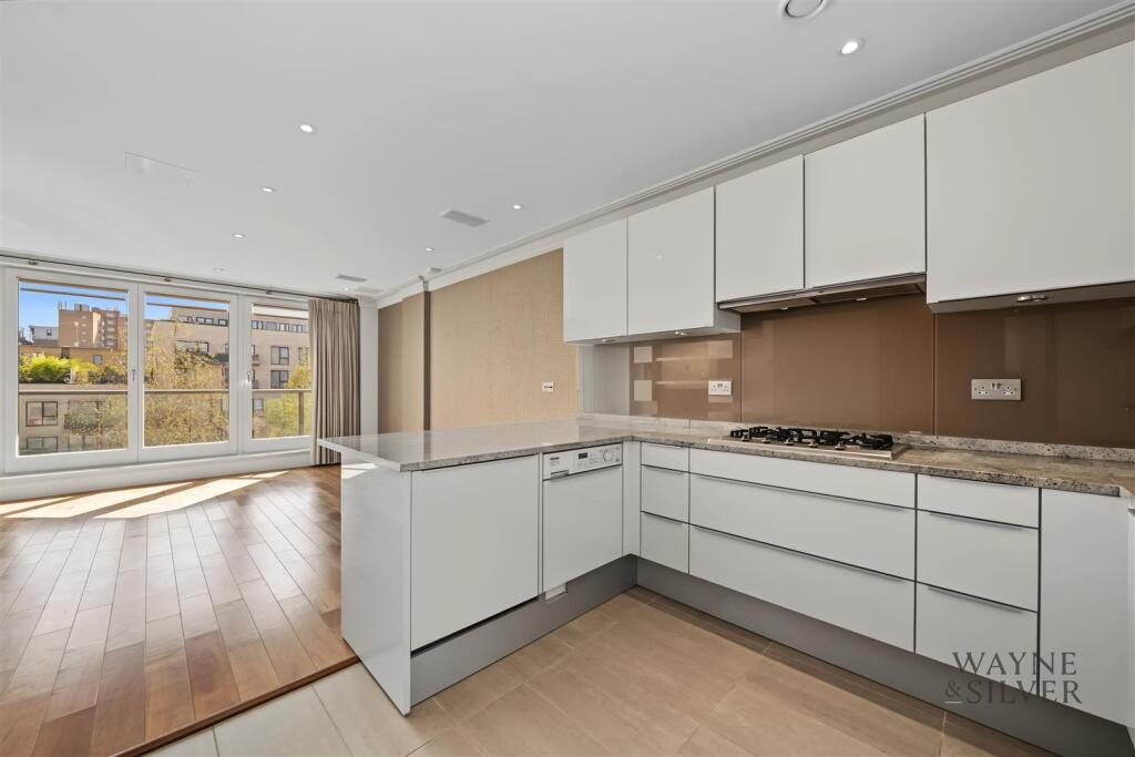 Apartment in London - View 2