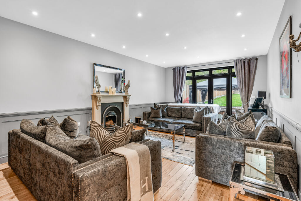 Additional image 2 of Canonsfield Road, Welwyn, Hertfordshire, AL6