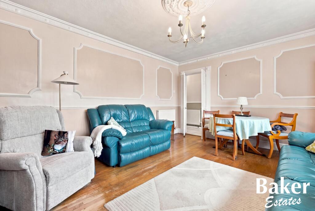 Apartment in London, Fairlop - More