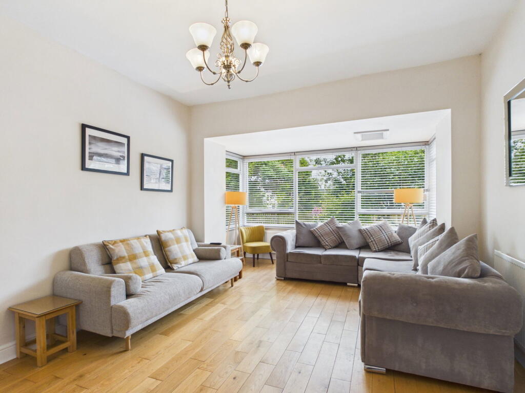 114 Craig Walk, Bowness-on-Windermere, LA23 3AX photo 4