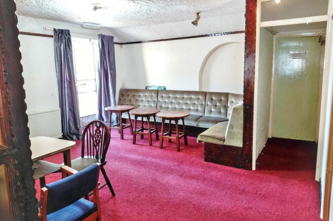 Abercarn Constitutional Club, Station Yd, Bridge Street, Abercarn, Newport, NP11 4SE
