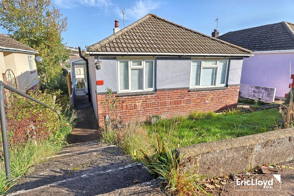 2-bed detached on Penwill Way Paignton, £260,000