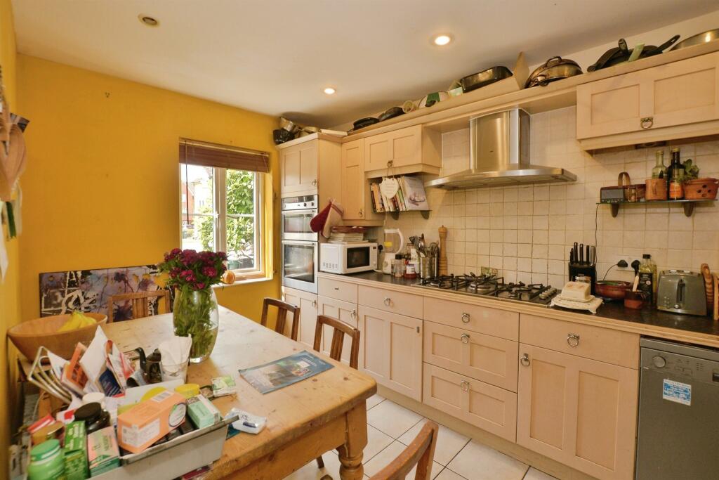 Alderney Way, Kennington, Ashford - View 4
