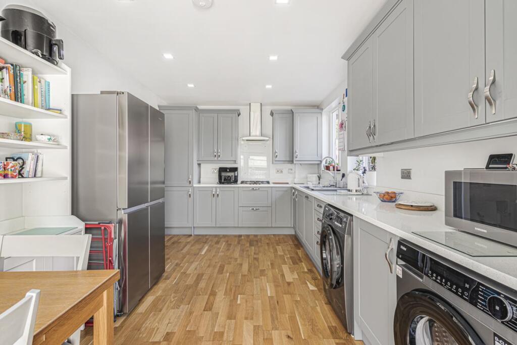 House in Dartford - View 3