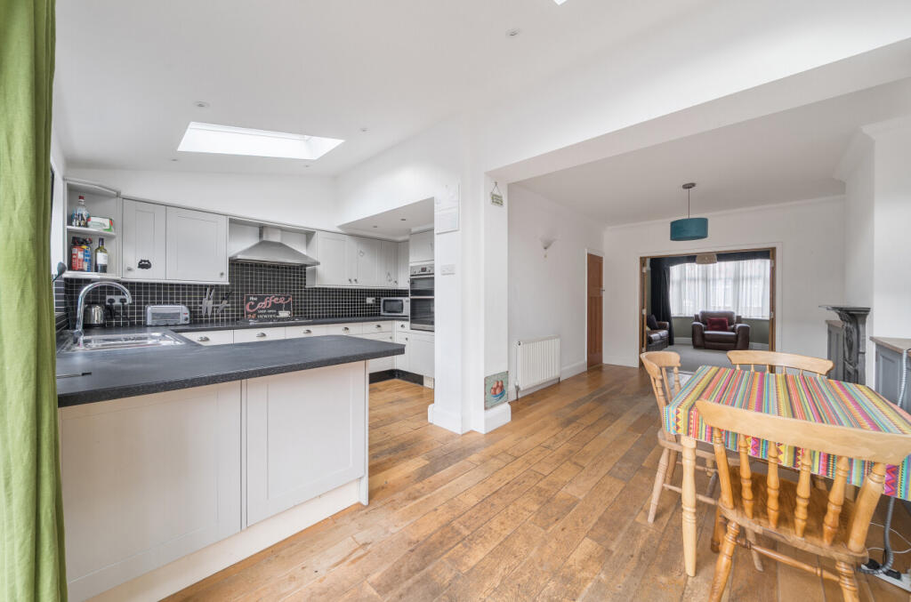 House in Portsmouth - View 5