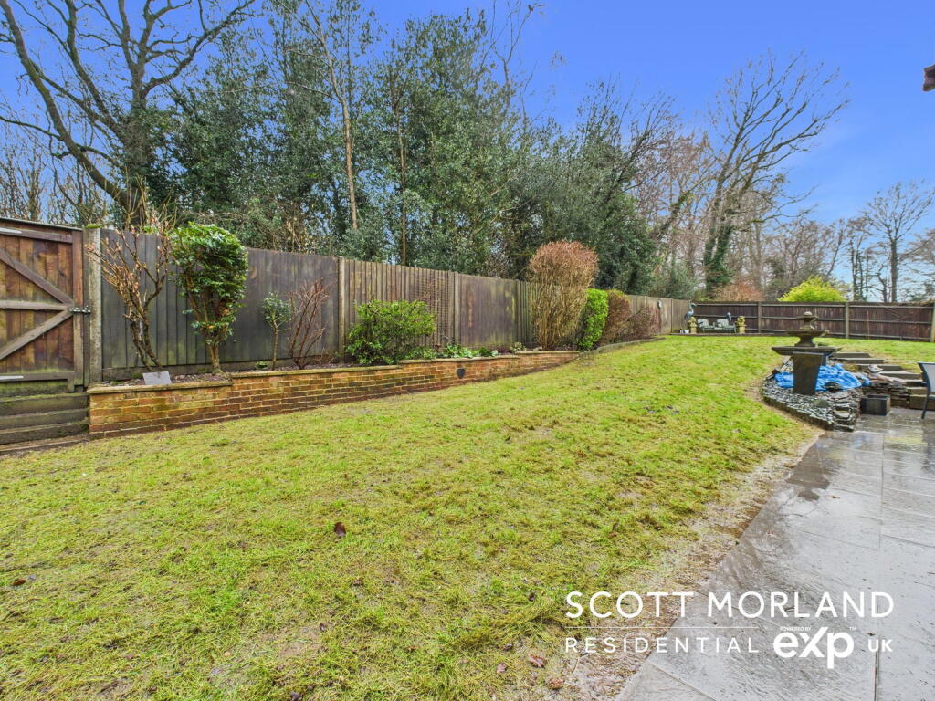 House in Basingstoke and Deane, Basingstoke - View 2