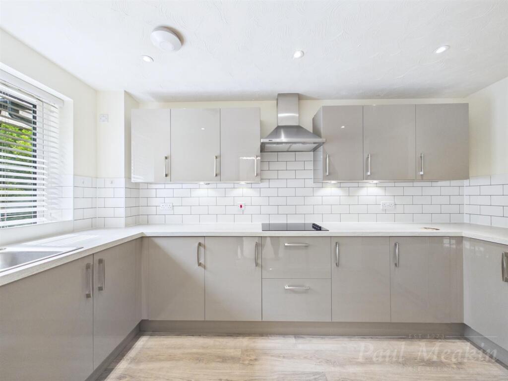 Apartment in London, Selsdon - View 2