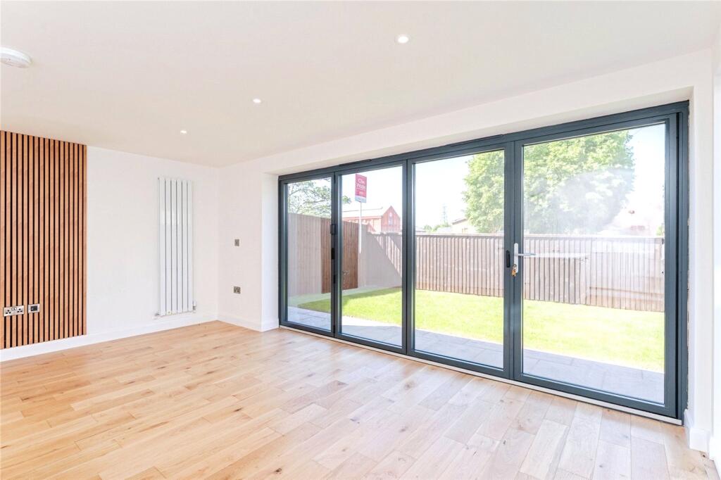 House in Chester, Ellesmere Port - View 2