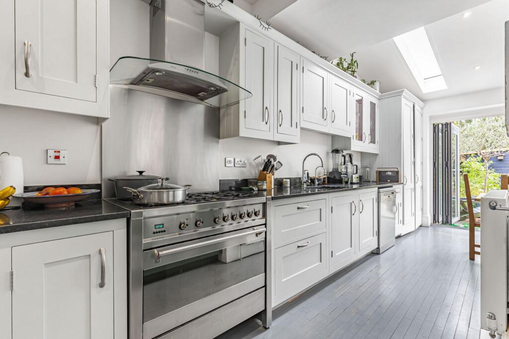 House in London - More