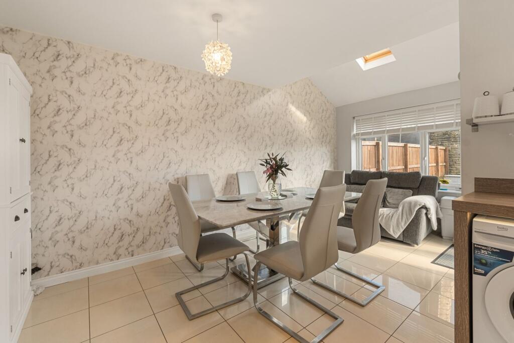 House in Bradford - View 3