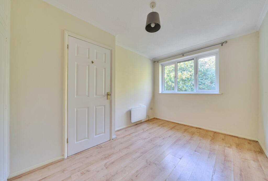 House in Tonbridge - More