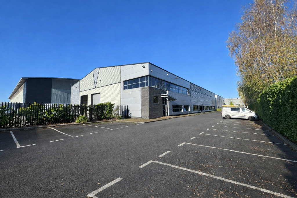 Main image of property: Kiwi Park - Unit 6, Commerce Way, Trafford Park, Manchester, Greater Manchester, M17