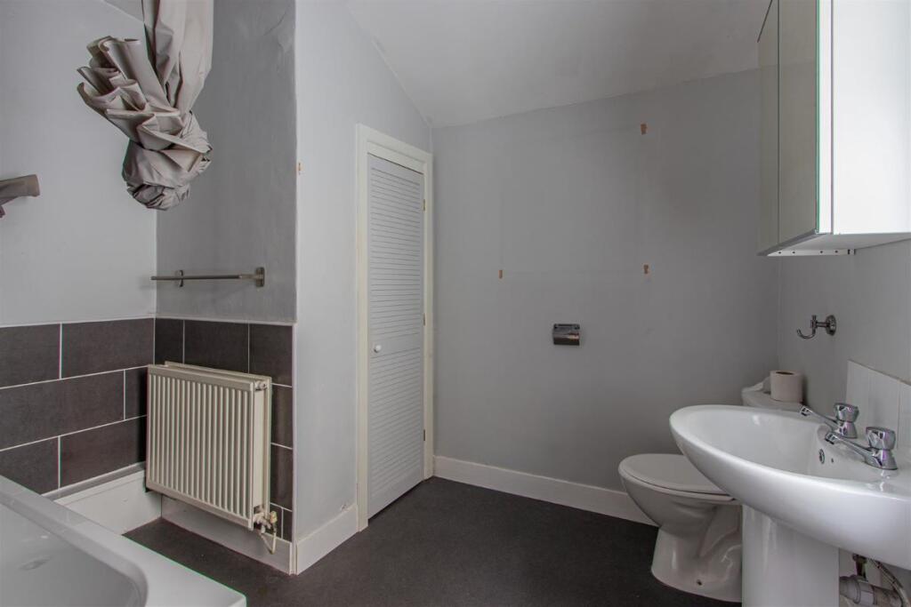 House in Cardiff, Canton - View 4