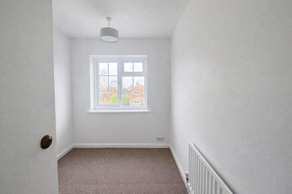 House in Stoke-on-Trent - View 4