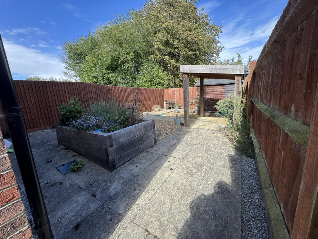 Jubilee Fields, Stockton, CV47 - More