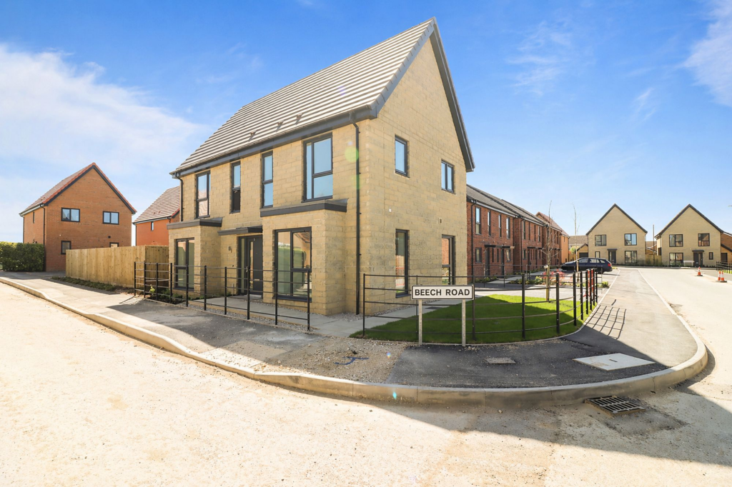 4-bed detached on Plot 31, Skylark+, Welbeck Gardens, Bolsover, £345,000