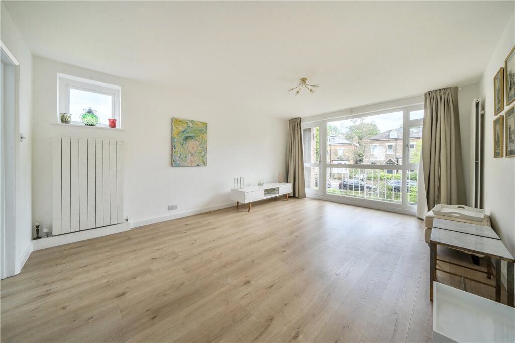 Main image of property: Mount Avenue, Ealing