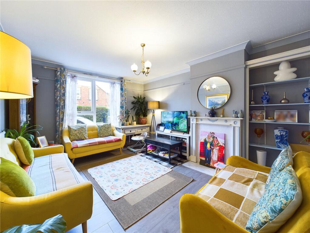 Main image of property: Offa Road, Leamington Spa, Warwickshire, CV31