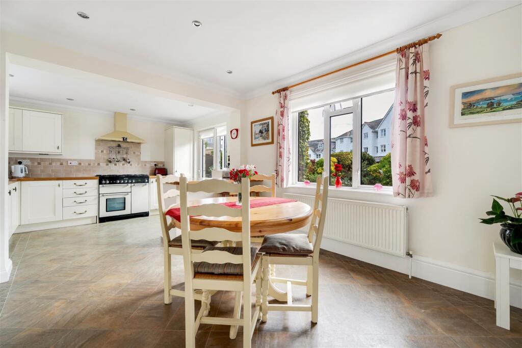 Walrond Road, Swanage photo 5