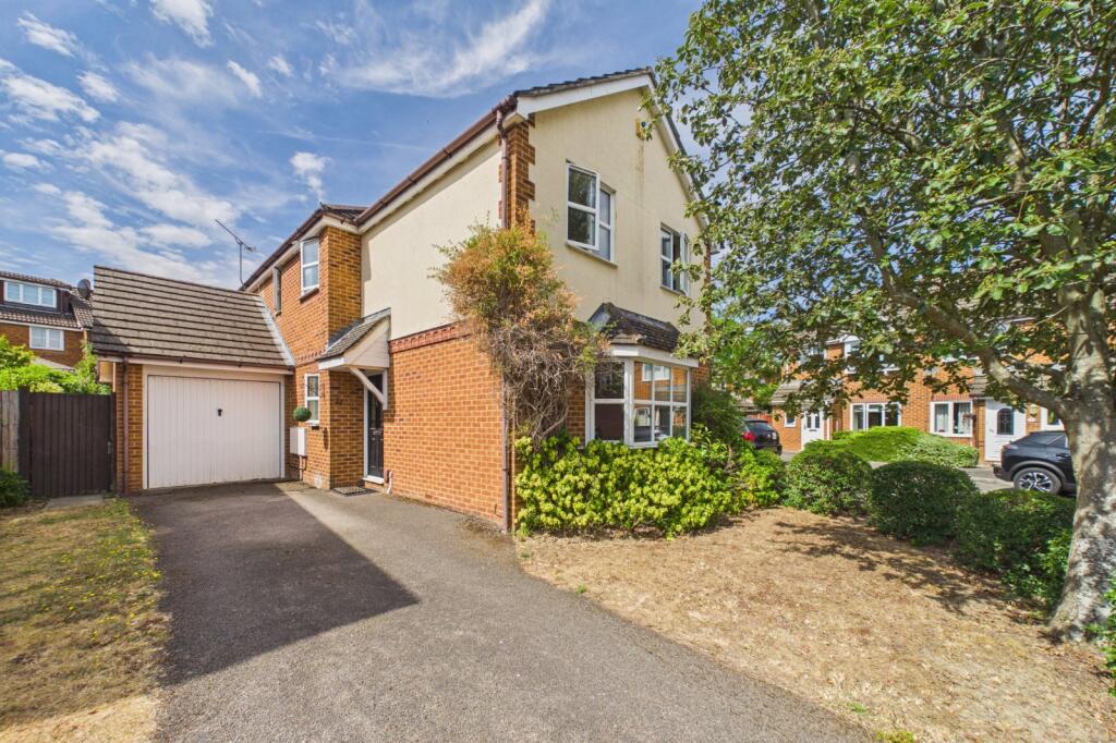 Main image of property: Munday Court, Binfield, Bracknell, Berkshire, RG42
