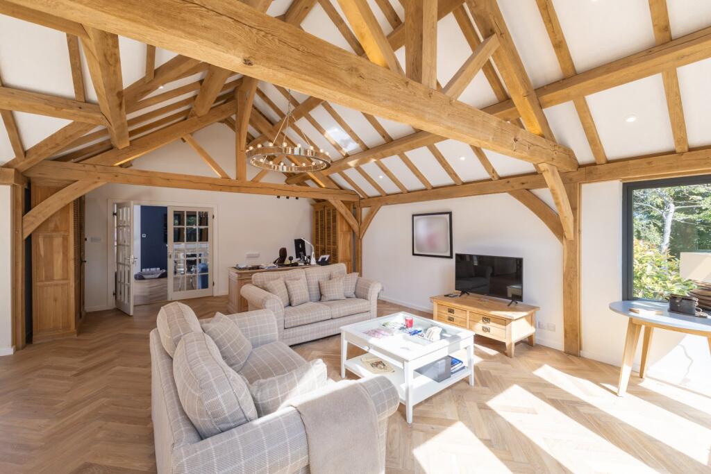 House in Guernsey - View 5