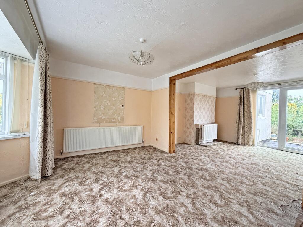 Heol Johnson, Talbot Green, Pontyclun, Rhondda Cynon Taff. CF72 8HR - More