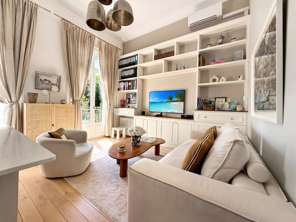 Main image of property: Paris-Isle of France, Hauts-de-Seine, Neuilly-sur-Seine