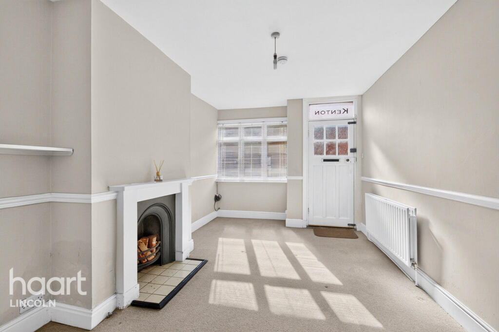 House in Lincoln, New Boultham - View 4