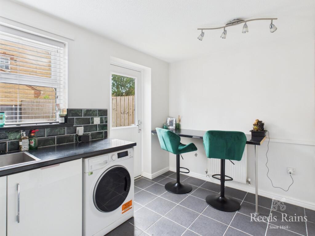Kestrel Court, Newton Aycliffe, Durham, DL5 photo 5