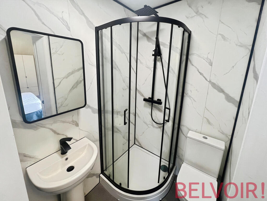 Apartment in Stoke-on-Trent - View 5