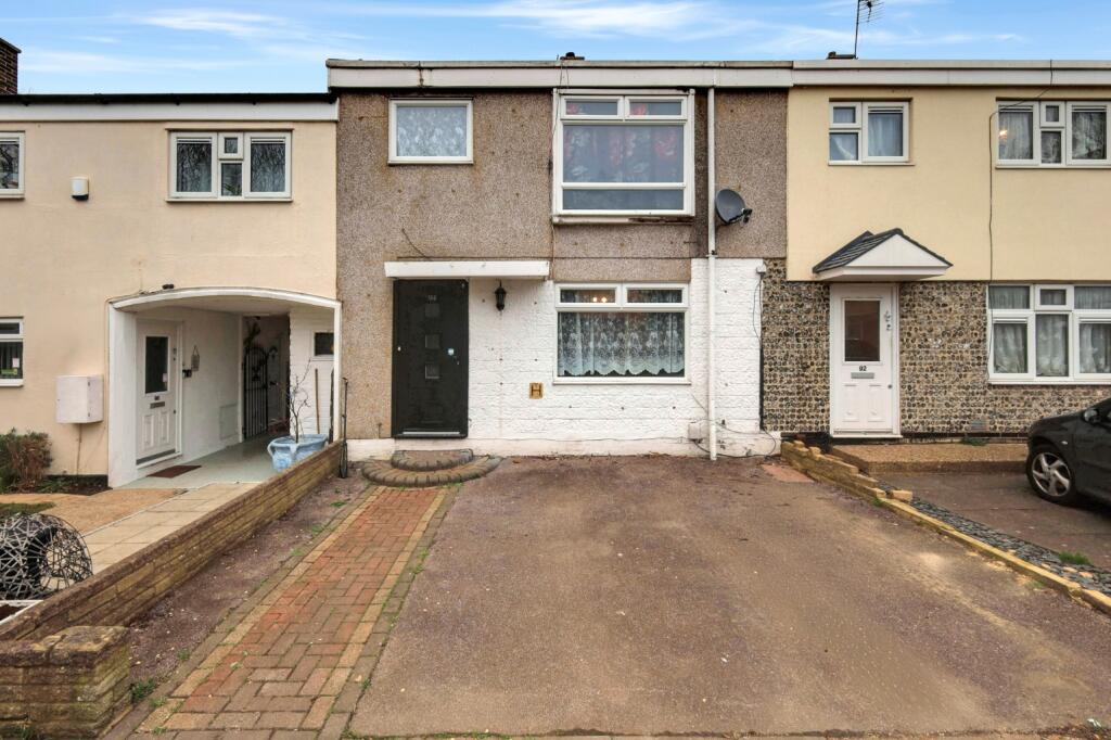 Main image of property: Audley Way, Basildon, Essex, SS14