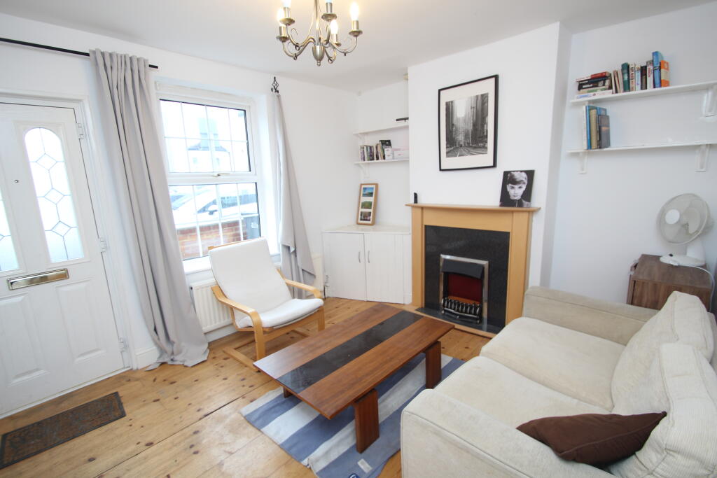 House in London - View 3