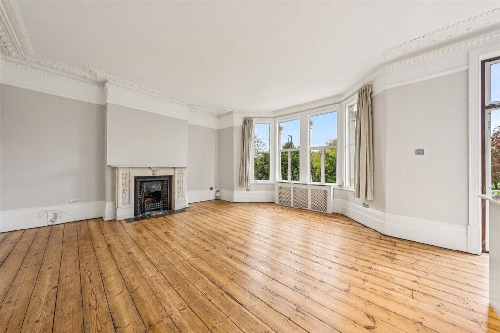 Main image of property: Clapham Common North Side, London, SW4