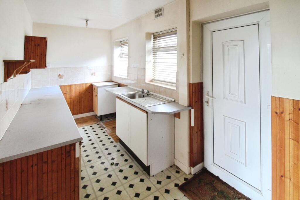 House in Birmingham, West Midlands - View 2