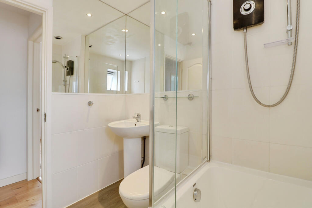 Apartment in Chelmsford, South Woodham Ferrers - More