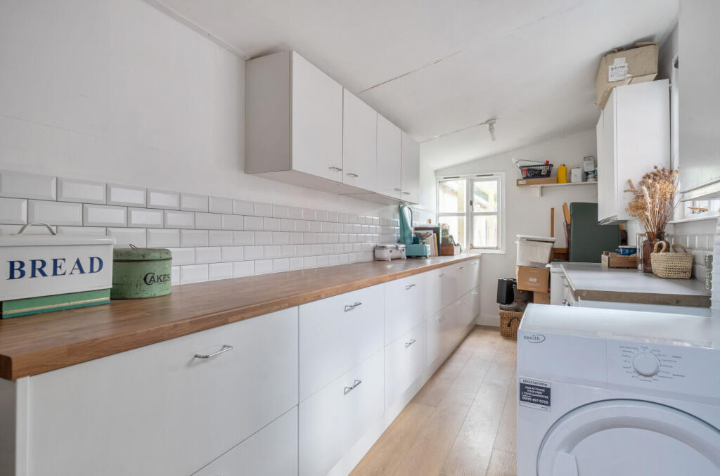 Frome Road, Trowbridge, BA14 - More