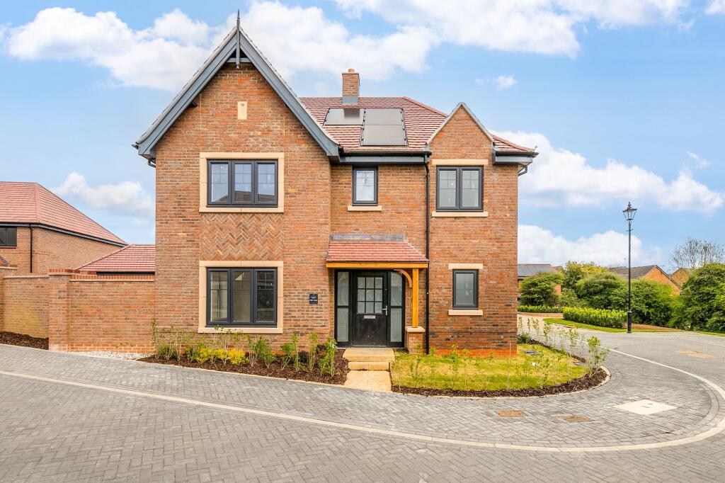 Main image of property: Russell Road, Toddington, LU5