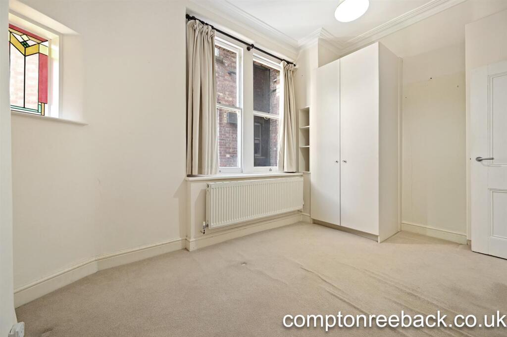 Apartment in London, City of Westminster - More