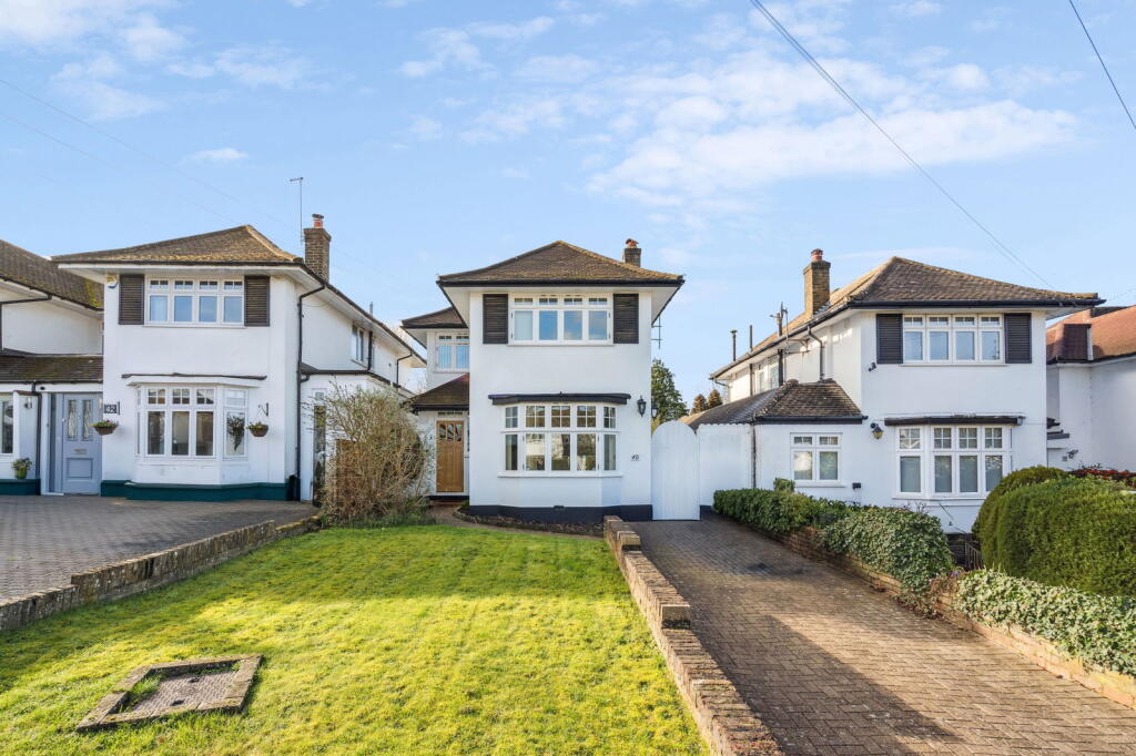 Main image of property: Raglan Gardens, Watford