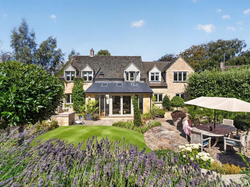 House in Oxford - View 2