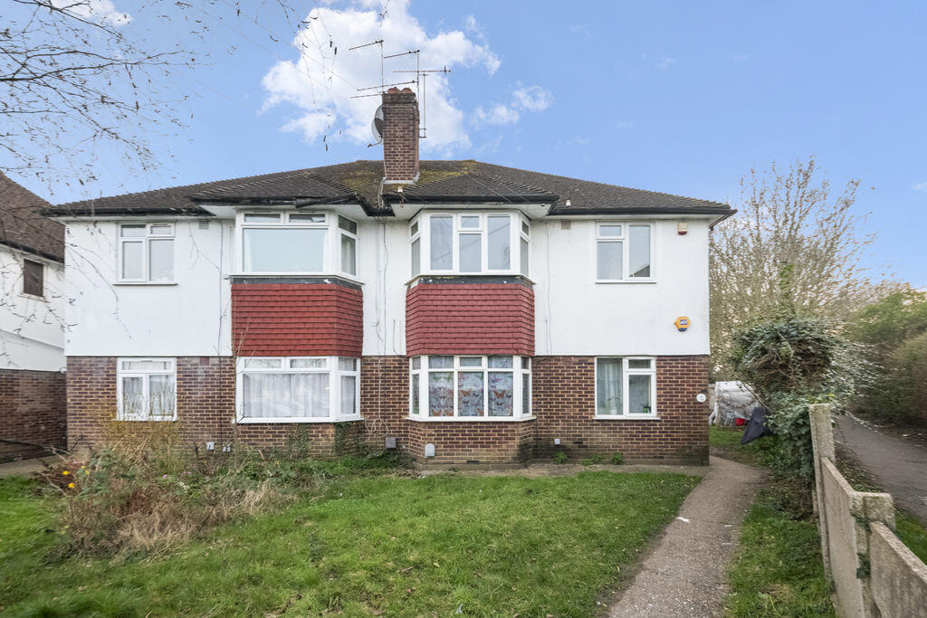 Apartment in Southall - View 2