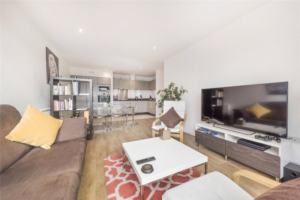 Apartment in London - View 2