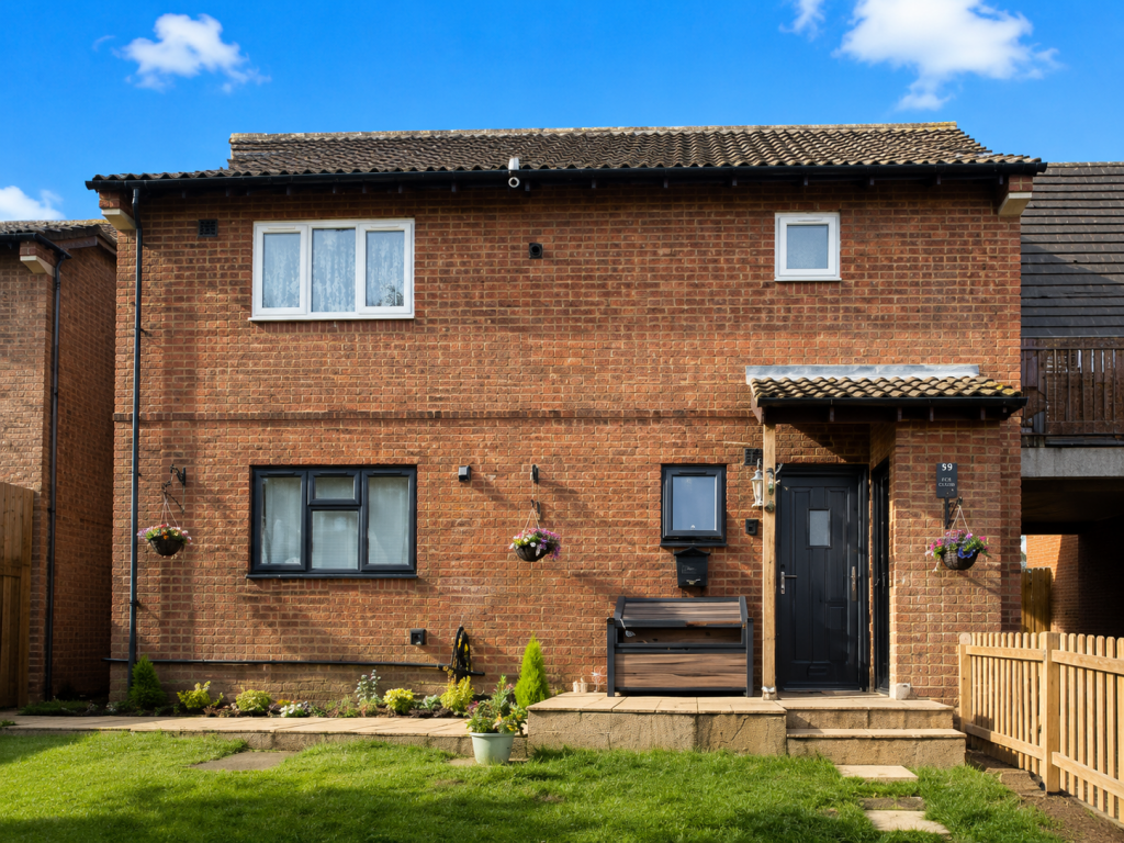 Main image of property: Spoondell, Dunstable, LU6