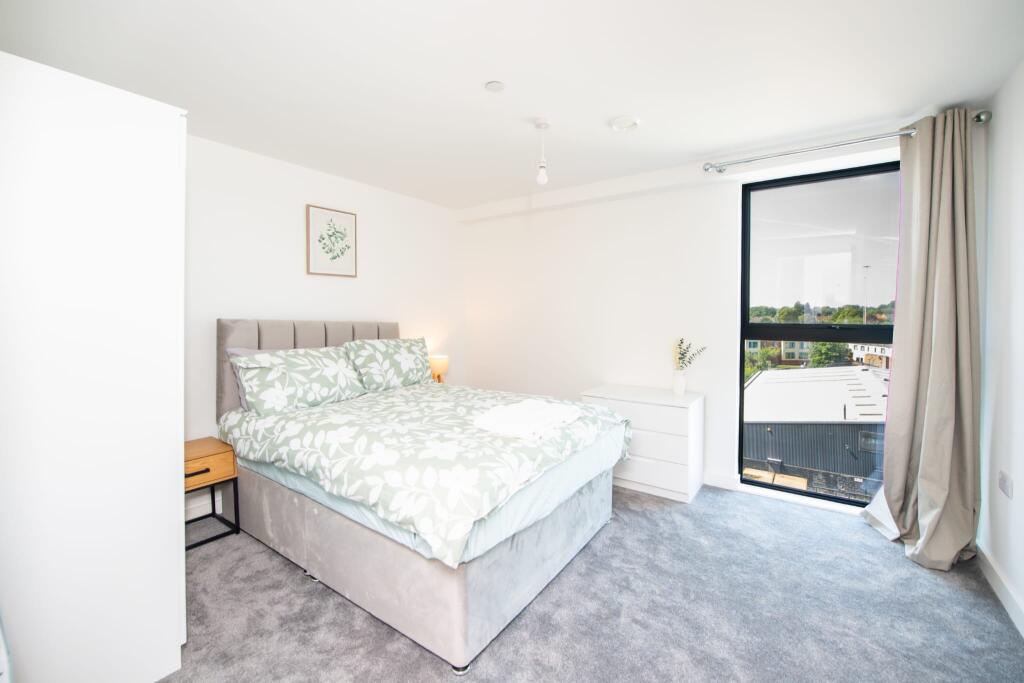 Apartment in Salford, Pendleton - View 5
