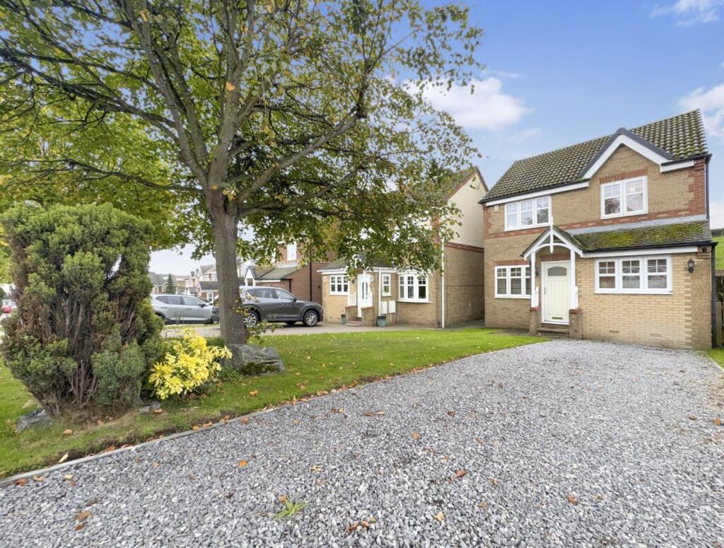 3-bed detached on Hart Pastures, Hart, Hartlepool, £255,000
