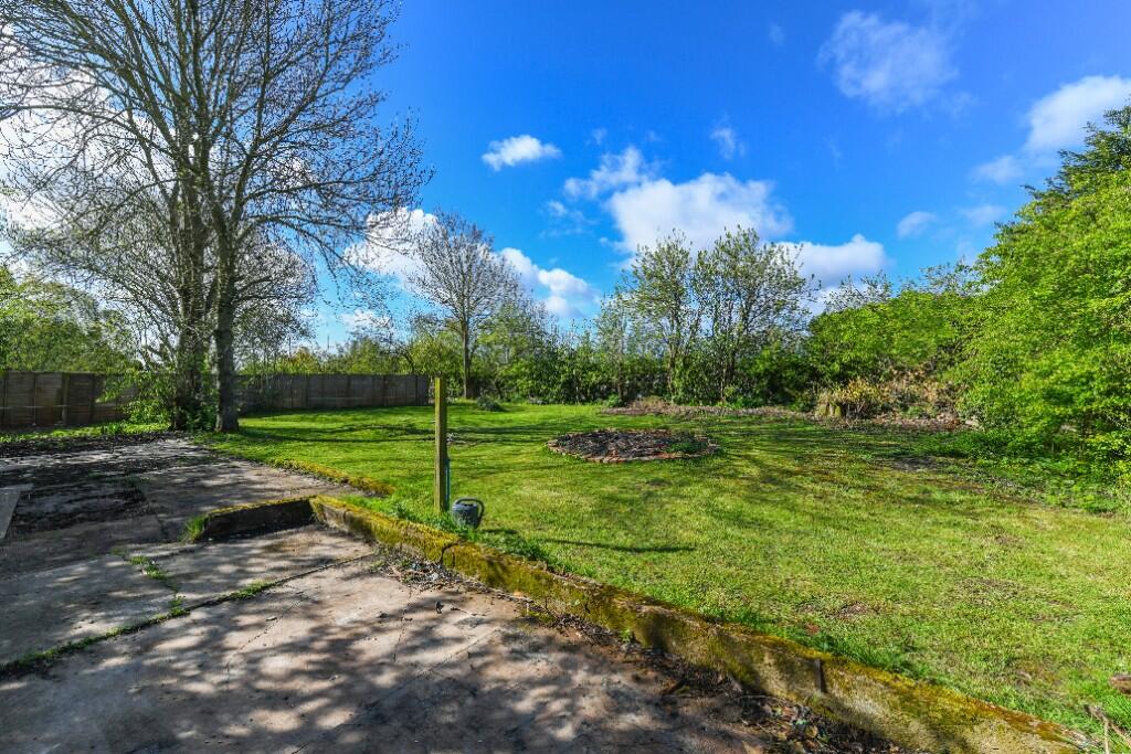Land to the Rear of 108 Bridle Road, Burton Joyce, Nottingham NG14 5FP - View 5