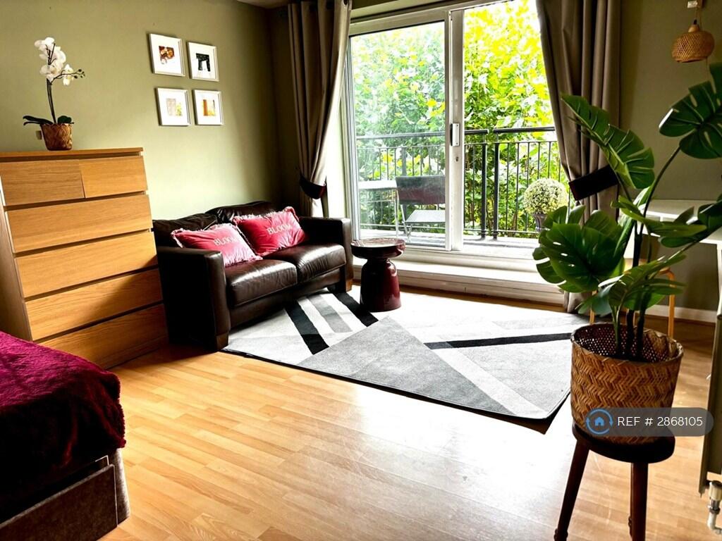 Main image of property: Sexton Court, London, E14