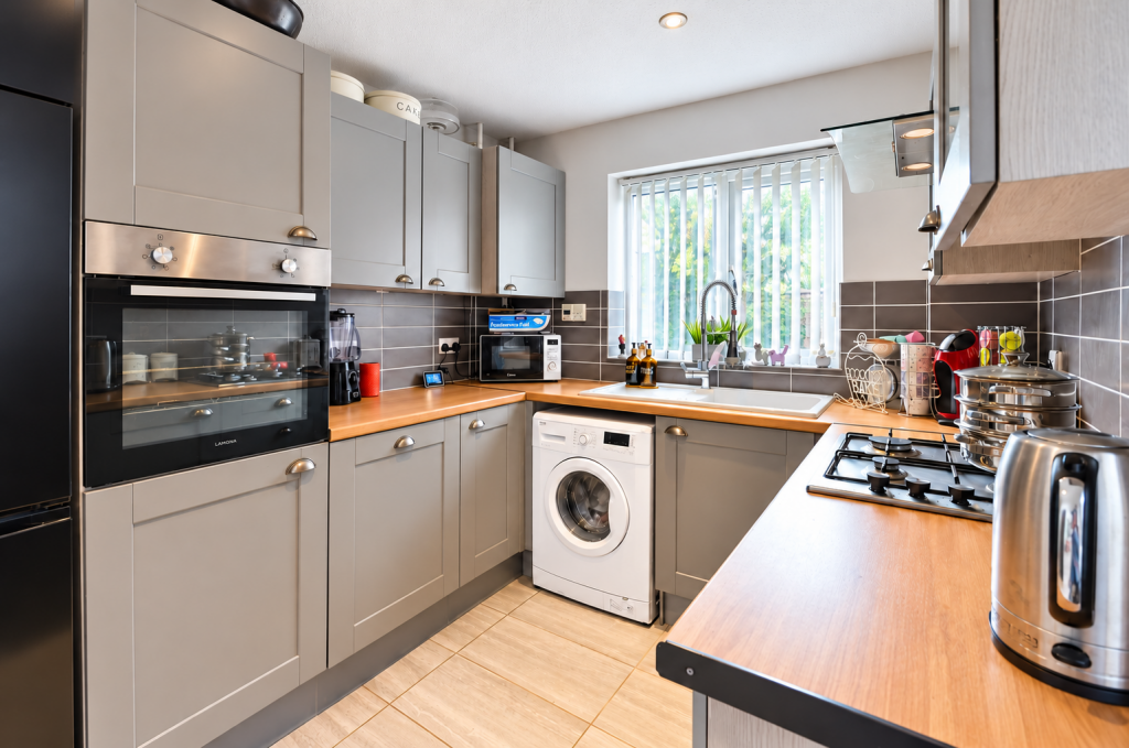 Sunningdale Gardens, Bognor Regis, PO22 9LE photo 4