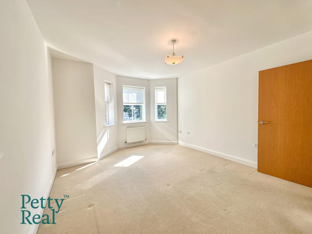 Castle Court, Colne photo 5